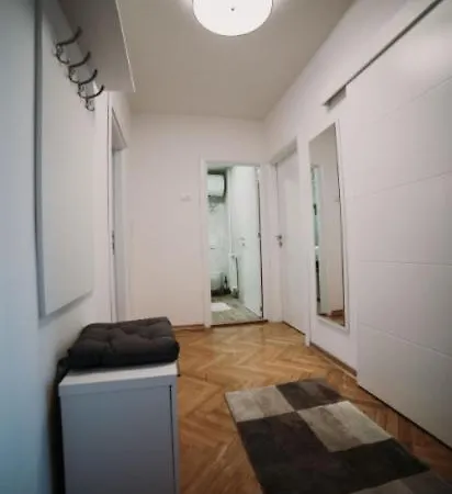 Apartment Modern